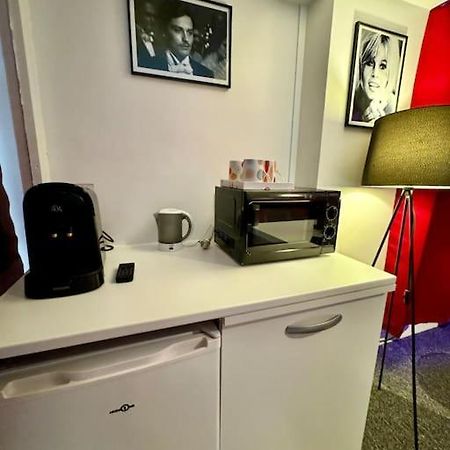 Experience Cinema Immersif Dans Appartement Renove Pres De Montmartre Paris Exteriör bild